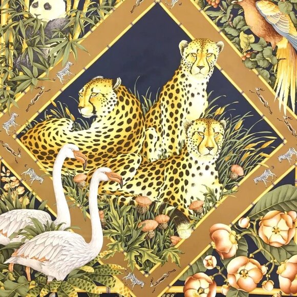 980197AQ (S2) Salvatore Ferragamo Scarf Animal Pattern Multicolor Silk - Picture 7 of 11